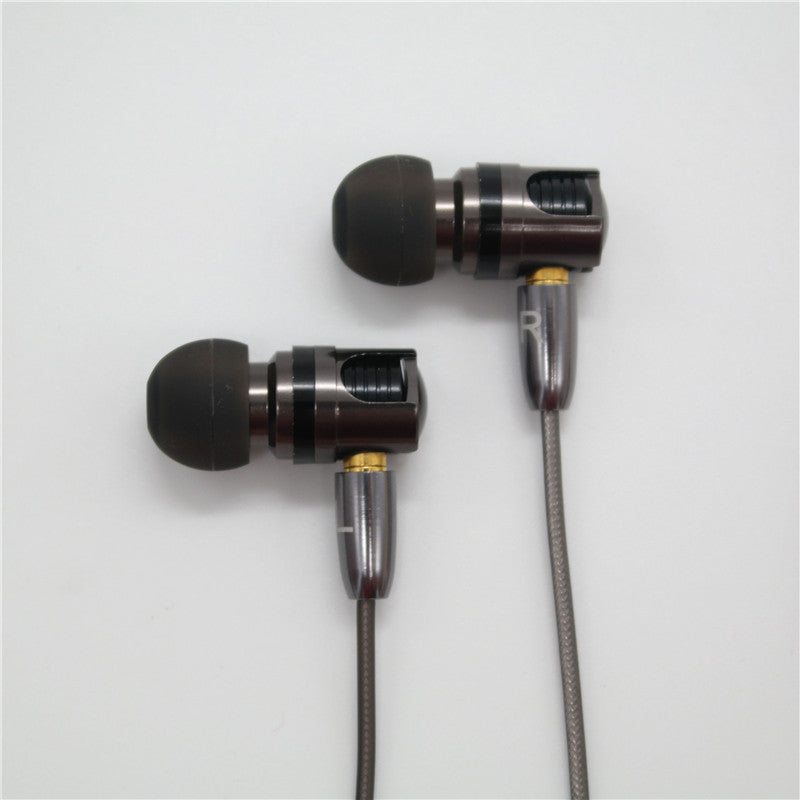 Ear Earphone Double Dynamic Drive HIFI Bass Earphone DJ Metal 3.5mm Earphone Headset