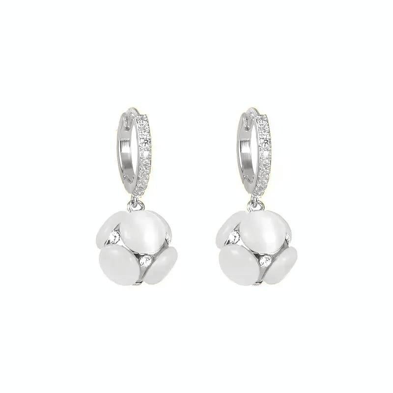 Advanced Cat's Eye Earrings New Fashionable Women's Light Luxury Niche Design Internet Celebrity Hot Elegant Earrings
