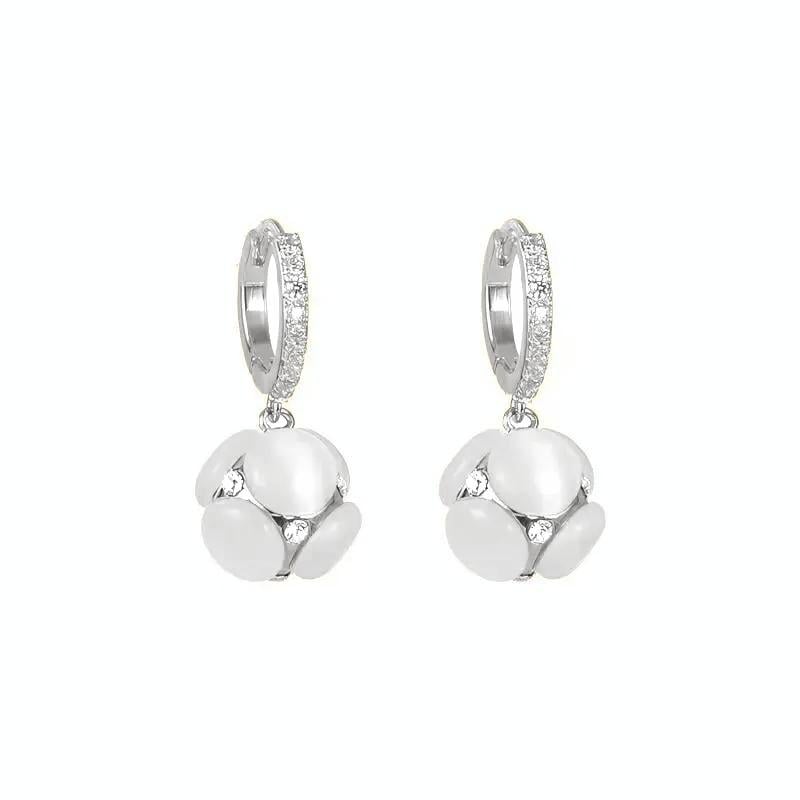 Advanced Cat's Eye Earrings New Fashionable Women's Light Luxury Niche Design Internet Celebrity Hot Elegant Earrings