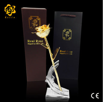 Gilded flower necklace handicraft